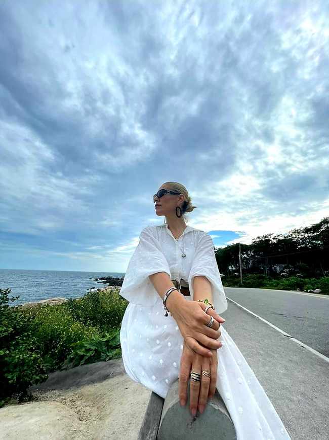 KLAUDIA HILA NE KOHEN ELIRE