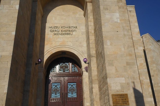 Muzeu i Skenderbeut - Foto nga CMG