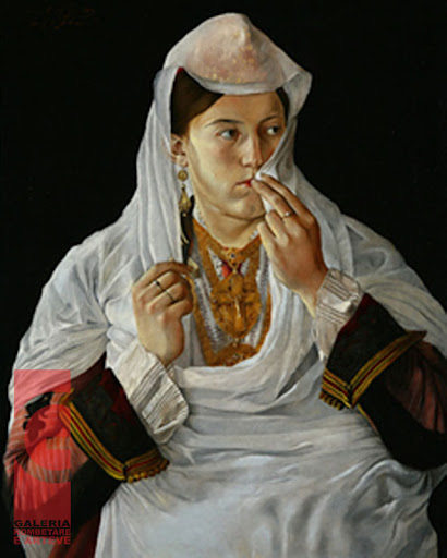 Motra Tone- fotot Galeria e Arteve