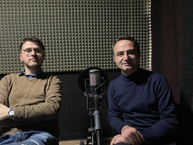 Igli Tola ne interviste per CMG
