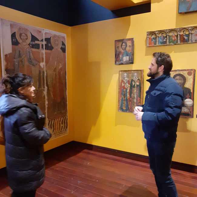 Gazetraja Neritana Kraja gjate punes - foto CMG