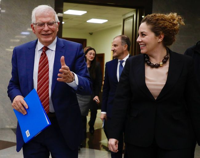 Ministrja e jashtme Xhaçka dhe zvpresidenti i KiE Borell (ATSH)