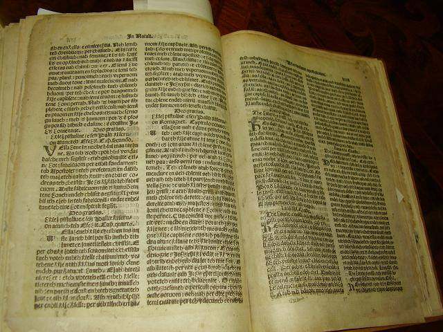 Përkujtohet rrugëtimi i librit të parë shqip, “Meshari” i Gjon Buzukut - foto ATSH