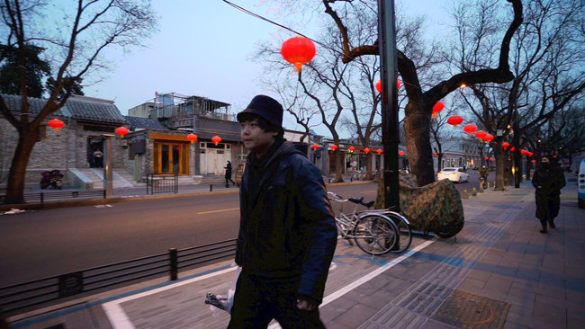 Para shfaqjes, Ding i solli mish qengj në hell ekipit të tij/ CGTN