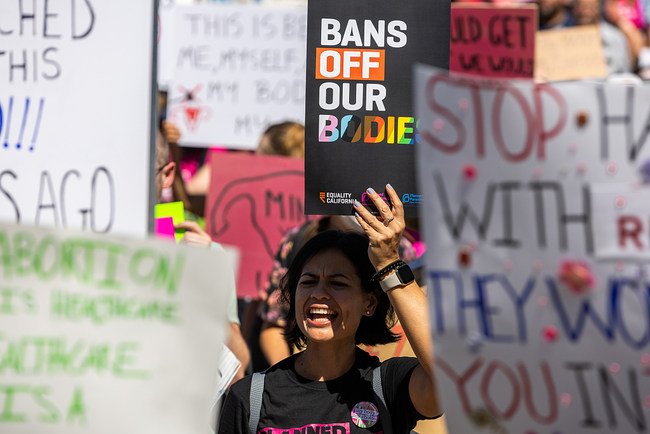 Një protestë për mbrojtjen e të drejtës së abortit në Los-Anxhelos më 14 maj 2022/ VCG