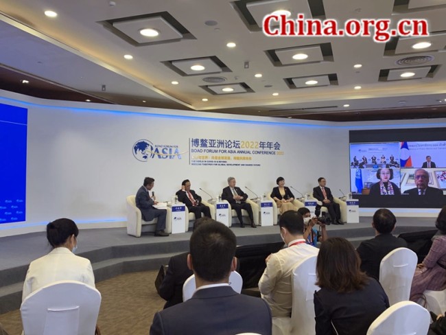 Funkcionáři a experti diskutují o spolupráci v rámci Iniciativy pásu a cesty (BRI) na Boao fóru při asijské výroční konferenci 2022 dne 21. dubna 2022. [Photo by Cui Can/China.org.cn]