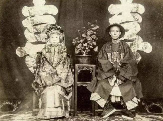 Η Zeng Jifen και ο σύζυγός της Nie Jigui. Ευγενική προσφορά του Shanghai Tan
