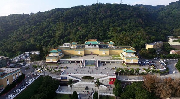 Η φωτογραφία που τραβήχτηκε την 1η Ιανουαρίου 2018 δείχνει την εξωτερική όψη του Μουσείου του Παλατιού στην Ταϊπέι. [Φωτογραφία/VCG]