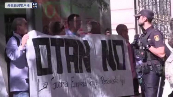 Manifestantes antiguerra protestam contra a cúpula da Otan em Madrid