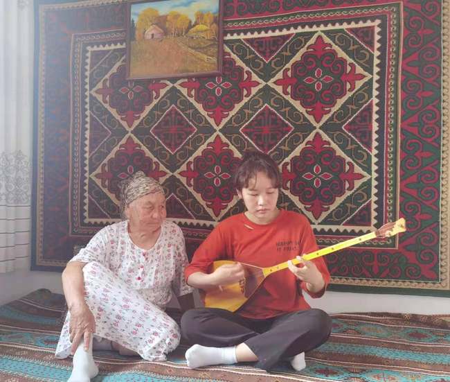 Iubirea aduce o forță inepuizabilă. Povestea unei familii de fermieri din Usu Iubirea aduce o forță inepuizabilă. Povestea unei familii de fermieri din Usu