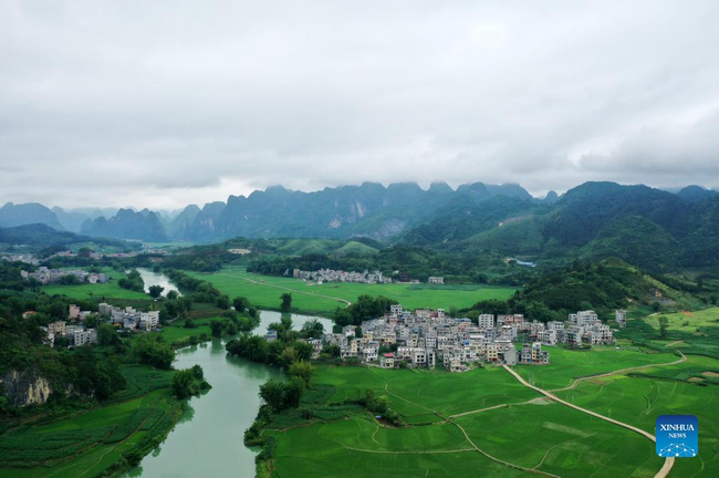 Ruralni pejzaž u autonomnoj pokrajini Bama Jao
