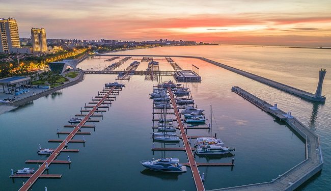 Jahte za 2. Kineski međunarodni sajam potrošačkih proizvoda stigle u Haikou Jahte za 2. Kineski međunarodni sajam potrošačkih proizvoda stigle u Haikou