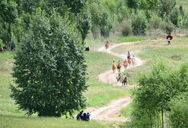 Proslava praznika „Ong skor” na Tibetu